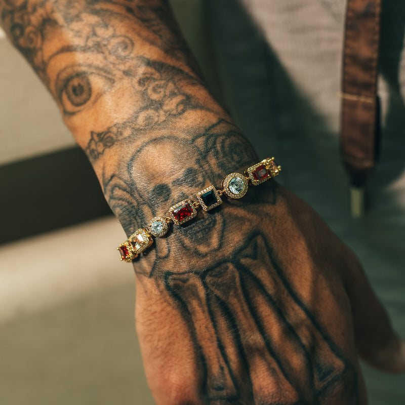 Gold-Royal-Gemstone-Bracelet_Lifestyle-5_041305c0-53e8-4903-a132-4c89a50a48d4.jpg