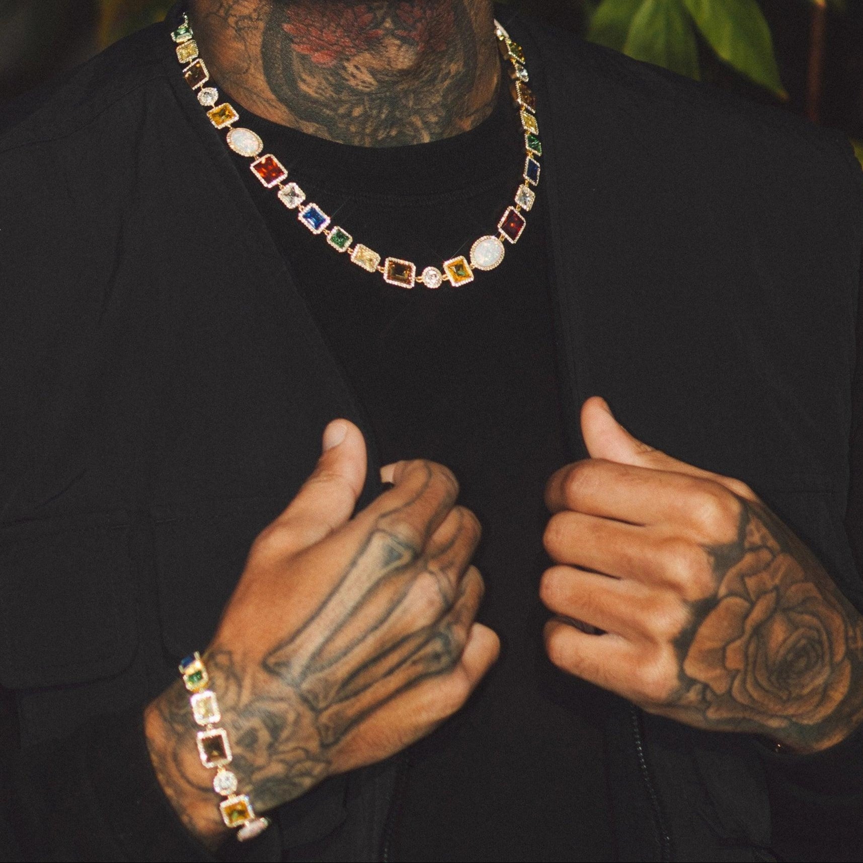 motley-gemstone-set-gold-hommes-oro-2.jpg
